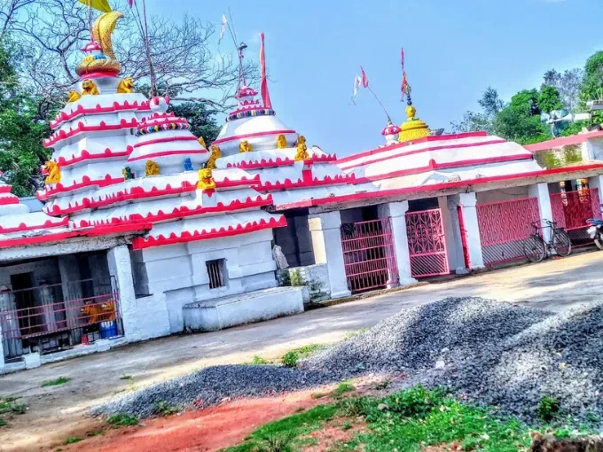 ଶ୍ରୀ ଶ୍ରୀ ସର୍ପେଶ୍ବର ମହାଦେବ ମନ୍ଦିର, ଆଠଗଡ଼
